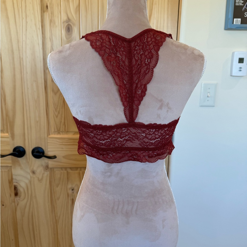 Maroon Lace Razorback Bralette - Picture 2 of 4